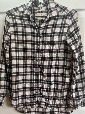 American Eagle Boyfriend Fit Plaid Button Up Shirt